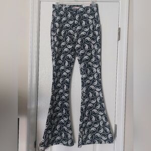 NWT SO Peace Ying Yang Hippie Knit Flare Pants Womens Small Black White
